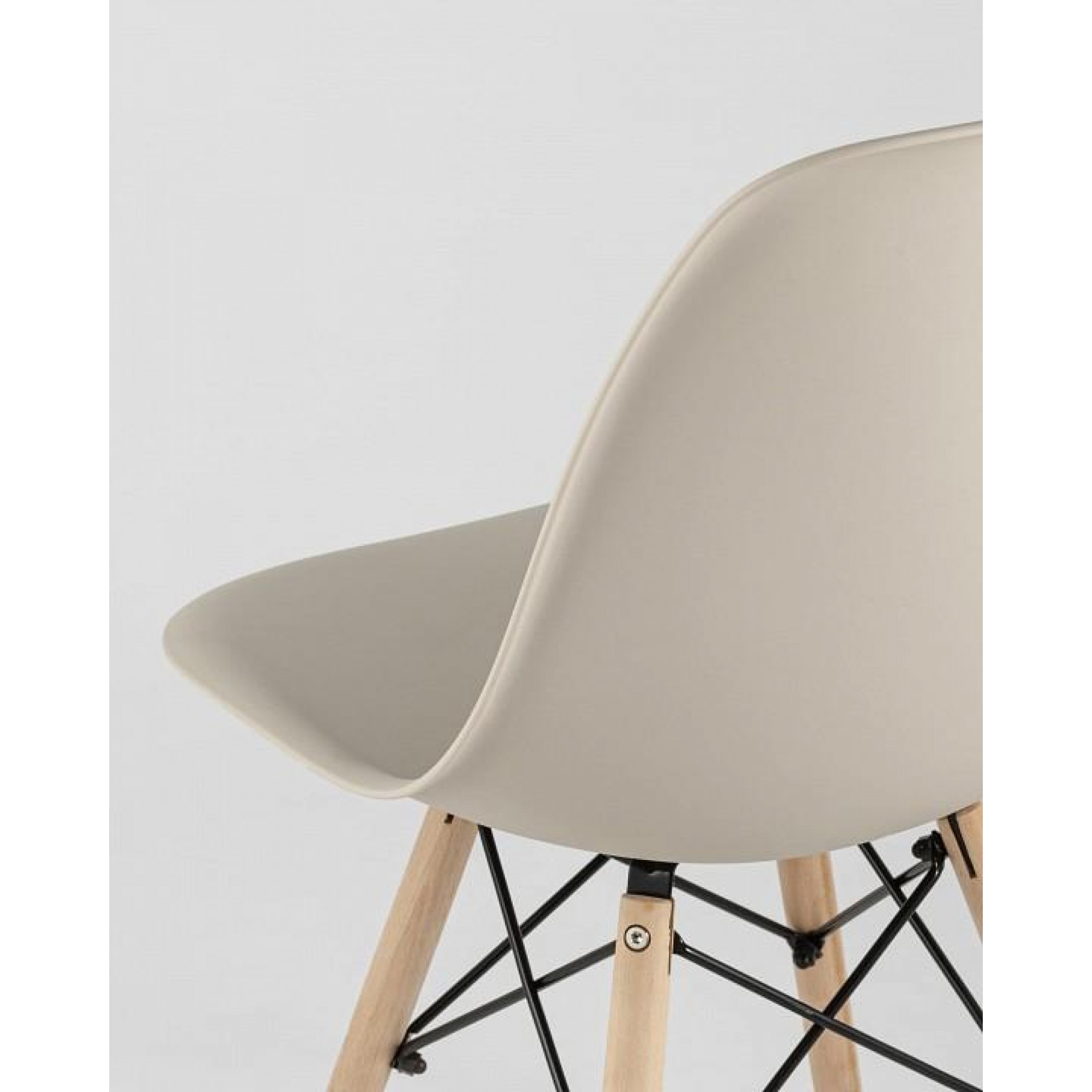 Стул Eames    SGR_Y801-beige