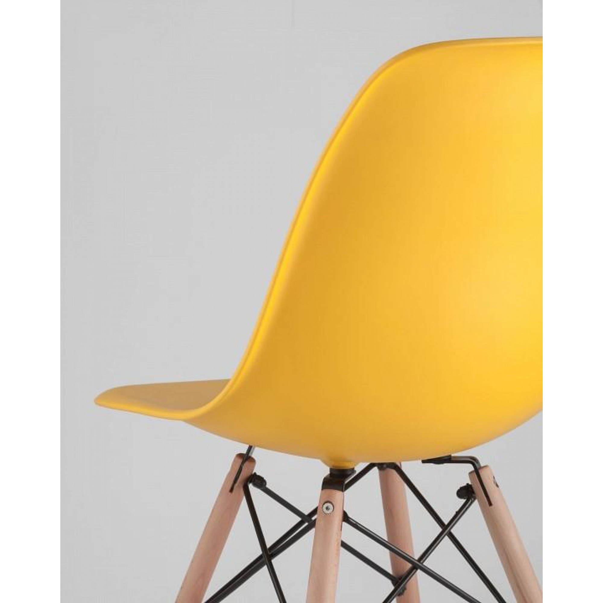 Набор из 4 стульев Eames    SGR_8056PP-YELLOW-X4