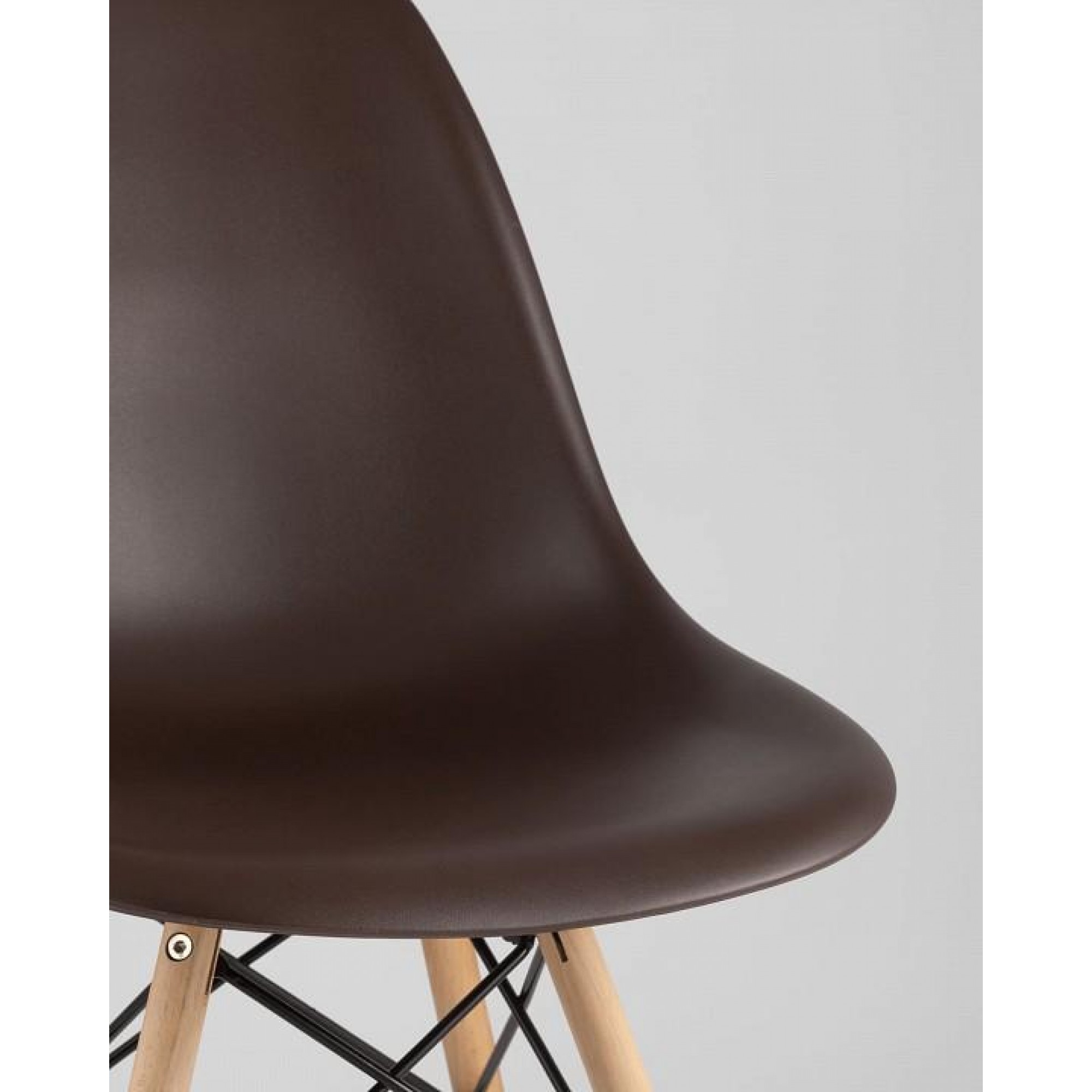 Набор из 4 стульев Eames    SGR_8056PP-BROWN-X4